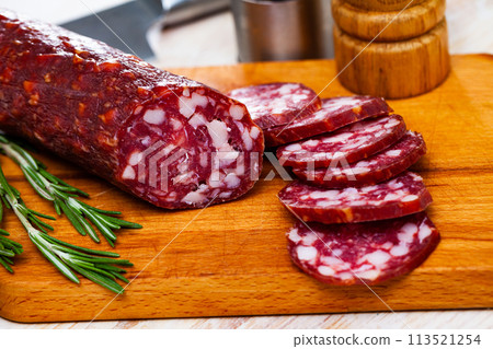 Braunschweig raw smoked sausage Braunschweig raw smoked sausage 113521254
