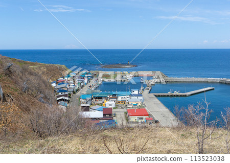Teuri 島上的一個小村莊的風景 113523038