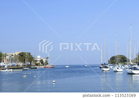 Yachts anchored at the yacht harbor Yachts anchored at the yacht harbor 113523169