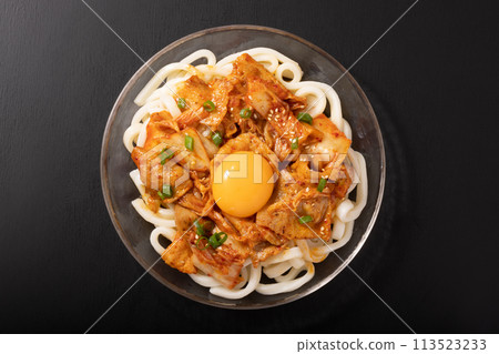 豬肉泡菜冷烏龍麵 113523233