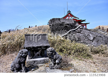 箱根本宮神社的馬石 箱根本宮神社的馬石 113523908