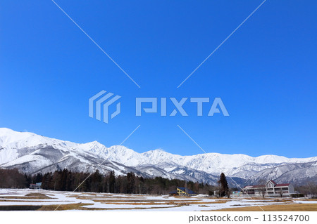 四月從白馬村看北阿爾卑斯山 美麗的北阿爾卑斯山 四月從白馬村看北阿爾卑斯山 美麗的北阿爾卑斯山 113524700