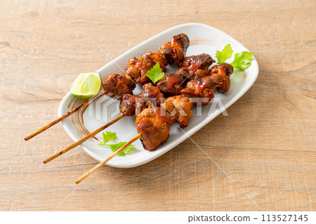 grilled chicken gizzard skewer with herbs and spices grilled chicken gizzard skewer with herbs and spices 113527145