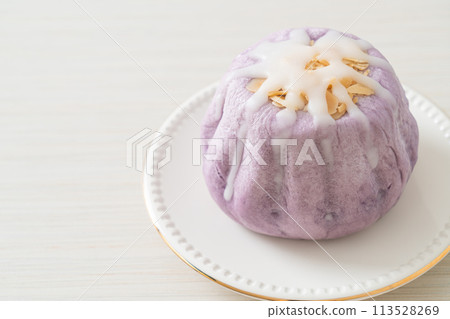 taro bun with white sugar cream and nut 113528269