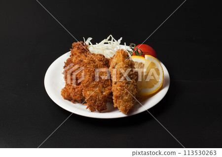 Kaki fry that looks delicious Kaki fry that looks delicious 113530263