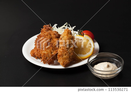 Kaki fry that looks delicious Kaki fry that looks delicious 113530271