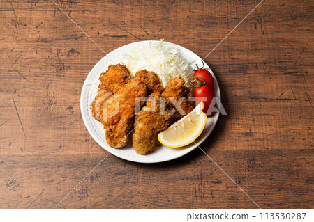 Kaki fry that looks delicious Kaki fry that looks delicious 113530287