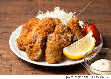 Kaki fry that looks delicious Kaki fry that looks delicious 113530297