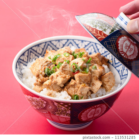 Mabo tofu don bowl 113531285
