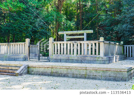 Taishi Town, Osaka Prefecture The Tomb of the 30th Emperor Bidatsu, Kawachi Isonaga Nakao Taishi Town, Osaka Prefecture The Tomb of the 30th Emperor Bidatsu, Kawachi Isonaga Nakao 113536413