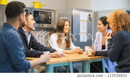 Businesspeople having coffee break in canteen at office Businesspeople having coffee break in canteen at office 113539853
