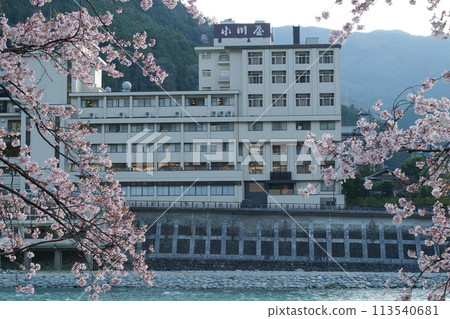 Gero hot spring 113540681