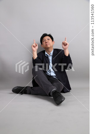 The Asian Businessman The Asian Businessman 113541560