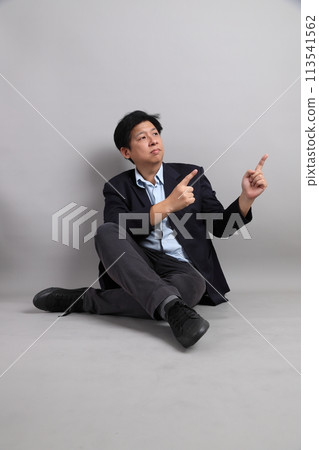 The Asian Businessman The Asian Businessman 113541562