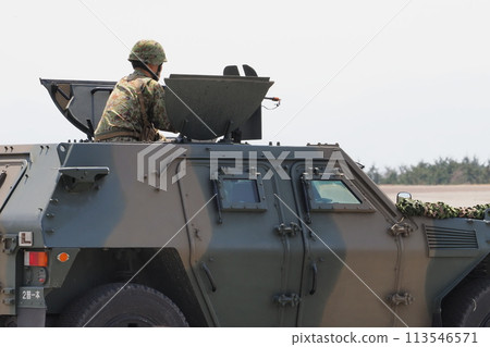 Firing from an armored vehicle (JGSDF 12th Brigade Soumahara Garrison Commemorative Event Training Demonstration) Firing from an armored vehicle (JGSDF 12th Brigade Soumahara Garrison Commemorative Event Training Demonstration) 113546571