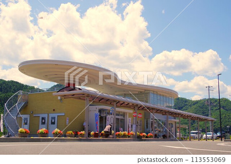 晴天的岩手站三陸鐵道大槌站車站大樓 晴天的岩手站三陸鐵道大槌站車站大樓 113553069