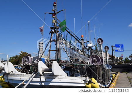 Squid fishing fishing boat Shonai beach, Yamagata prefecture Squid fishing fishing boat Shonai beach, Yamagata prefecture 113553383