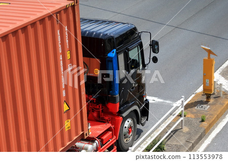 Trailer truck image Trailer truck image 113553978