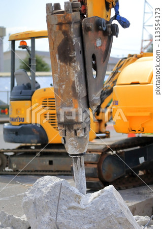Concrete rubble and breaker 113554173