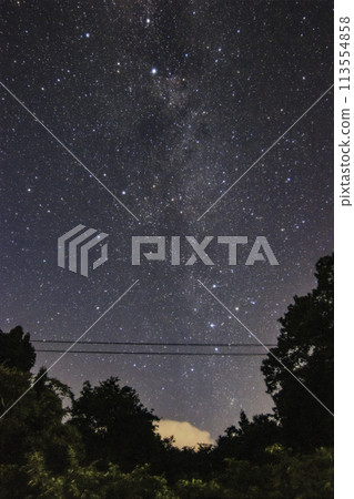 夏日星空:仙后座升起 夏日星空:仙后座升起 113554858