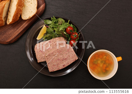 Pate de Campagne 113555616