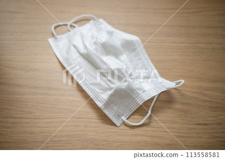 Used surgical masks Used surgical masks 113558581