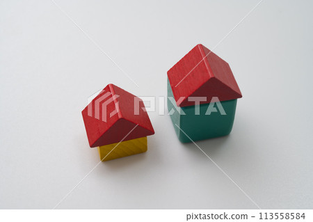 Building Block House 113558584