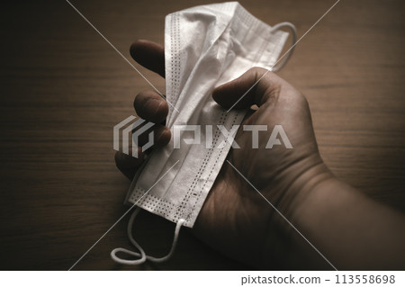 用過的外科口罩 113558698