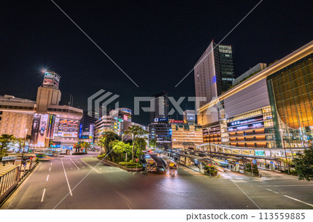 Yokohama cityscape in Japan. The west exit of Yokohama Station in April. View of Yokohama Station and JR Yokohama Tower. (14th) 113559885