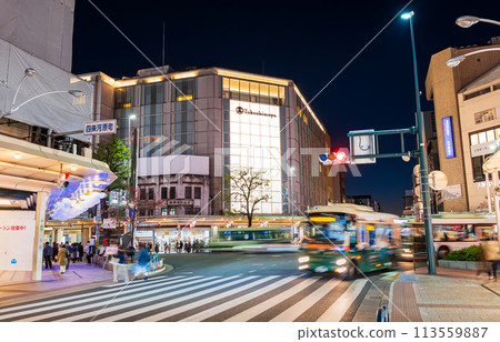 Shijo Kawara-cho, Kyoto night Shijo Kawara-cho, Kyoto night 113559887
