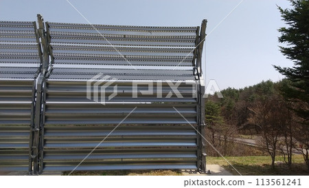 Windbreak measures for roads 113561241