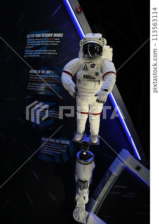 Kennedy Space Center, Astronauts of Atlantis Kennedy Space Center, Astronauts of Atlantis 113563114