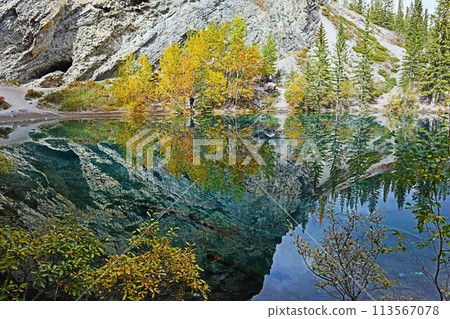 Canmore, Grassie Lake 113567078