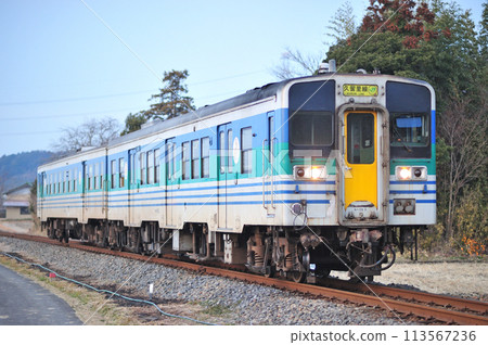 Kururi Line Shimogori-Obitsu JR East Kiha 38-3 + Kiha 37-1002 (Makuhari) 113567236
