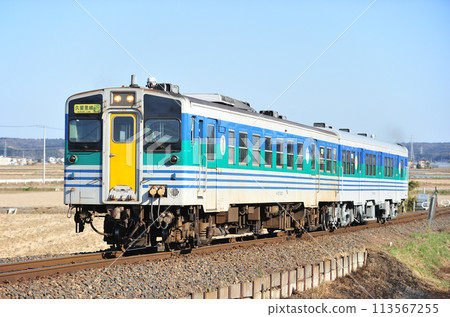 Kururi Line Yokota - Higashikiyokawa JR East Kiha 37-1003 + Kiha 38-1001 (Makuhari) Kururi Line Yokota - Higashikiyokawa JR East Kiha 37-1003 + Kiha 38-1001 (Makuhari) 113567255
