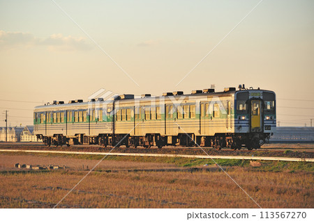 久留裡線 橫田～東橫田 JR東日本 木葉38-1003+木葉38-2（幕張） 113567270