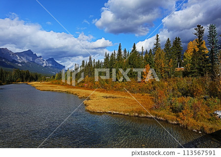 Bow River, Canmore, Canada 113567591