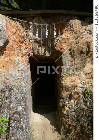 Hyuga Shrine, Ama-no-Iwato, Hinooka, Yamashina Ward, Kyoto City 113568490
