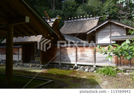 Hyuga Shrine, Inner Shrine, Hinooka, Yamashina Ward, Kyoto City Hyuga Shrine, Inner Shrine, Hinooka, Yamashina Ward, Kyoto City 113569941