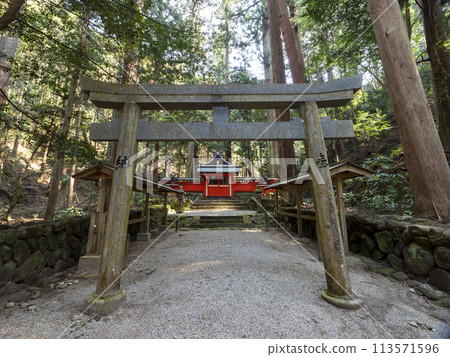 Muroyu Ryuana Shrine的主要大廳 Muroyu Ryuana Shrine的主要大廳 113571596