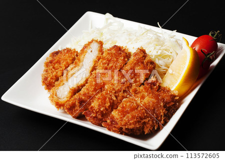 Thick cut pork cutlet 113572605