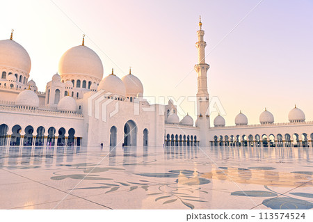 大清真寺在阿布達比,中東 大清真寺在阿布達比,中東 113574524