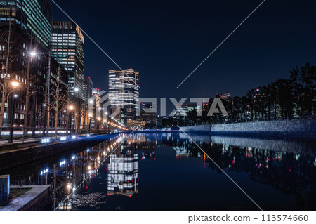 Night view of Hibiya moat, Tokyo Night view of Hibiya moat, Tokyo 113574660
