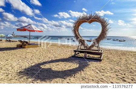 峇裡島海灘風光 113576277