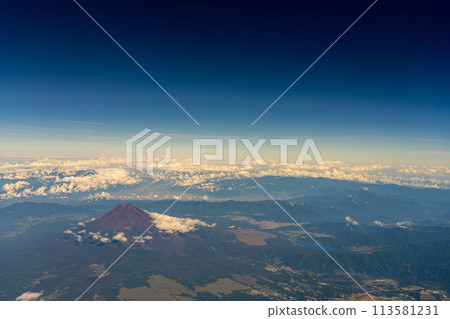 富士山早晨中午明亮航空發動機航拍夏季陰雲山峰火山世界文化遺產鳥瞰 113581231