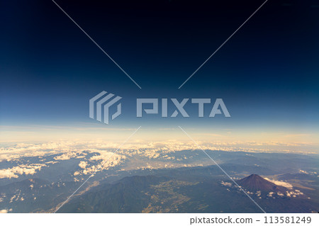 富士山早晨中午明亮航空發動機航拍夏季陰雲山峰火山世界文化遺產鳥瞰 113581249