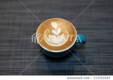 Latte art cafe thumbnail image Latte art cafe thumbnail image 113581685