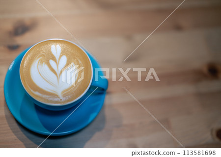 Latte art cafe thumbnail image Latte art cafe thumbnail image 113581698