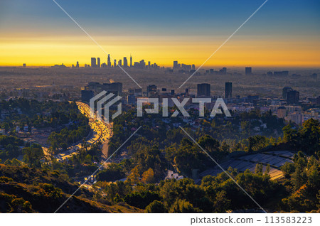 Hollywood downtown at sunrise with Los Angeles skyline 113583223