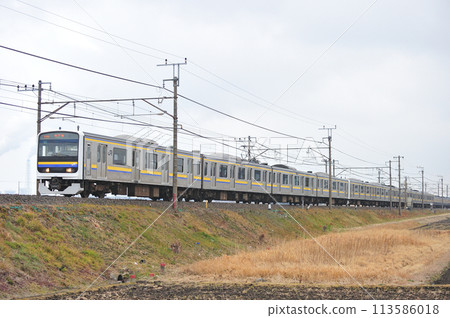內房線袖浦岩根 JR 東日本 209 系 3100 系 C426 編組（幕張） 113586018